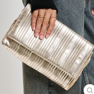 Moda Luxe Esmeralda Crossbody Clutch In Metalic Gold Finish